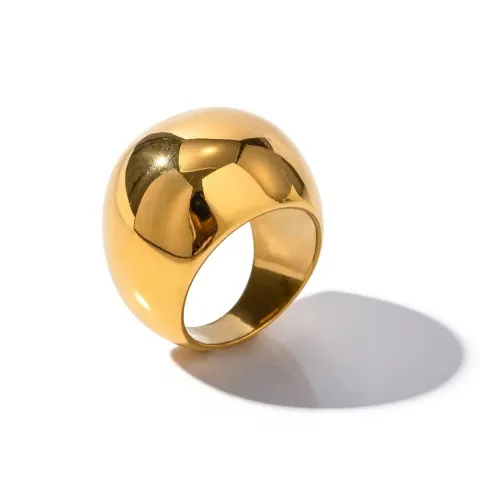 Balloon ring with sculptural balloon shape in 18K gold PVD coating